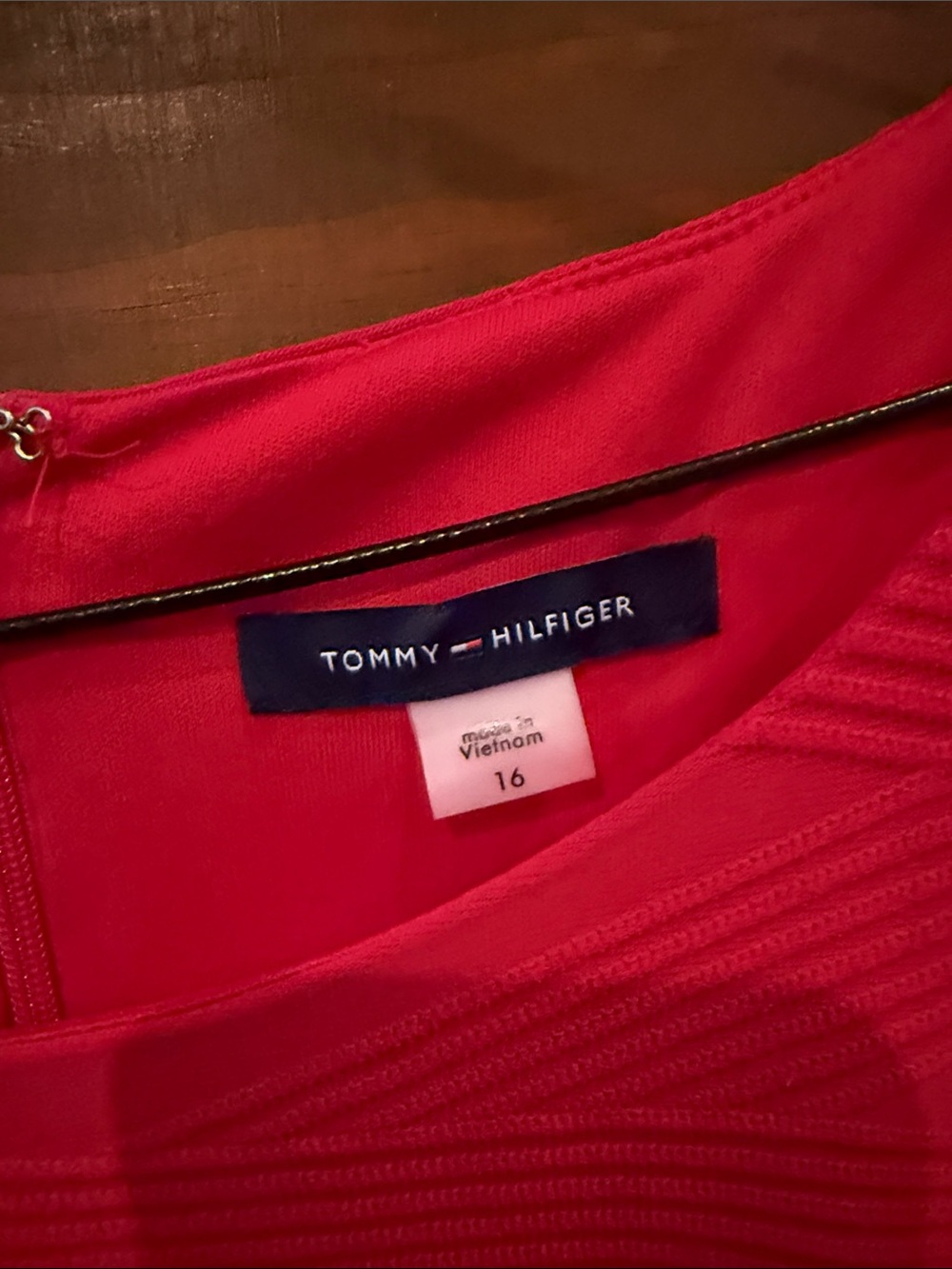 Tommy Hilfiger Red Sleeveless Midi Sheath Dress - Picture 2 of 7